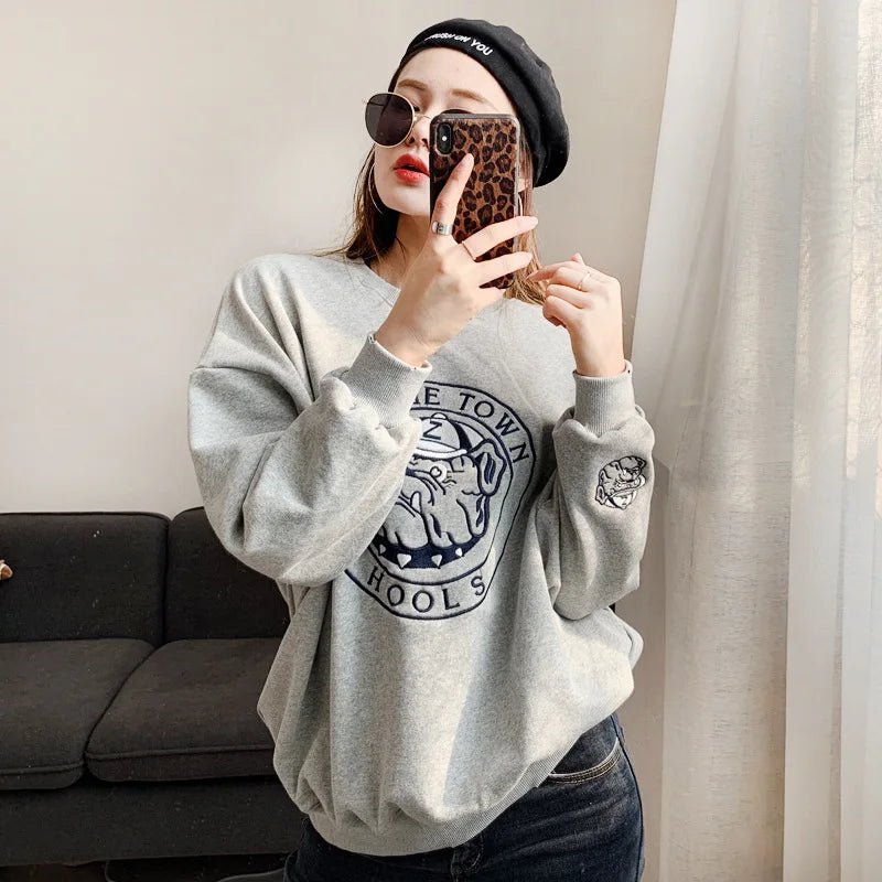 Trendy Korean pet clothes perfect for spring and autumn, lightweight and cozy for pets, outfit, autumn pet clothing, stylish