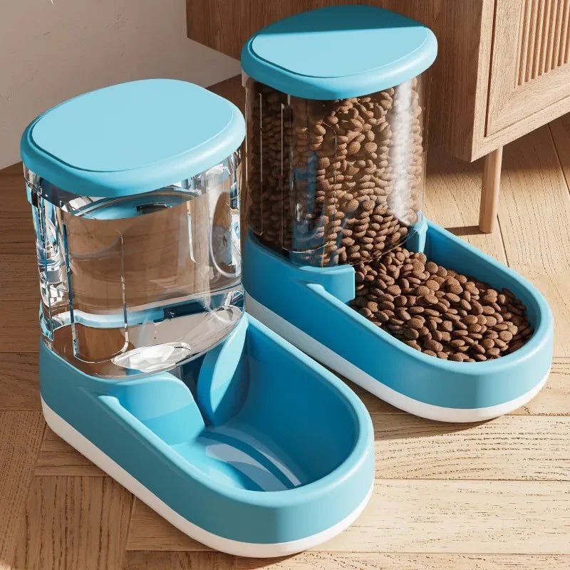 3.8 L large capacity water and food bowl for cats and dogs.