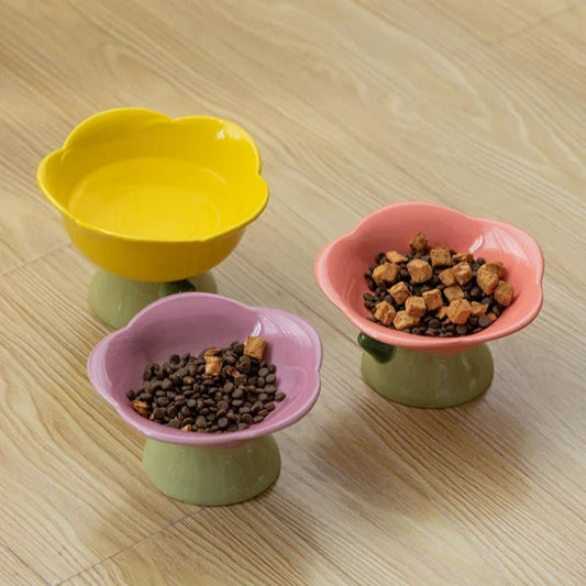 Creative ceramic bowl for cats and puppies non-slip flower shape