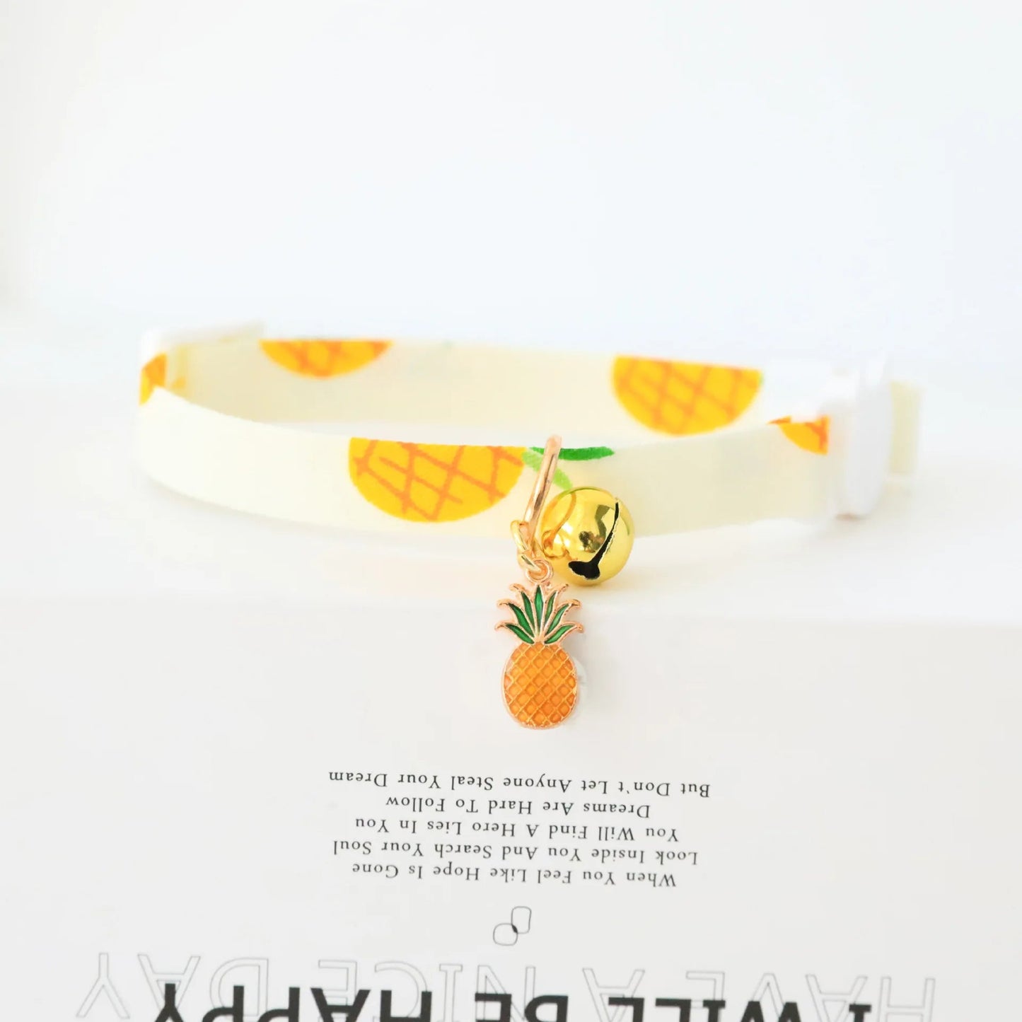 Cute cartoon fashion collar for cat and puppy.