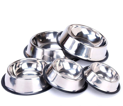 Anti-slip stainless steel pet bowl with a rubber base, preventing spills and sliding while your dog or cat enjoys their meal.
